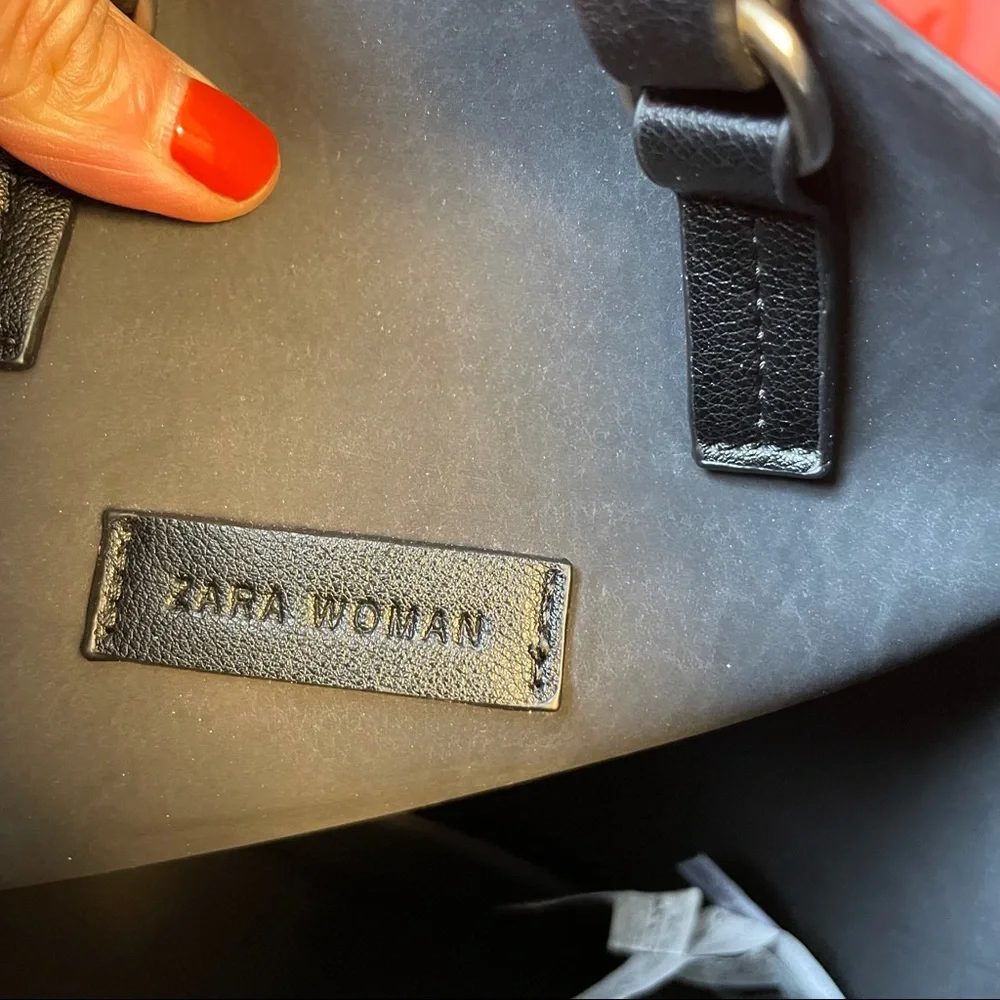 Zara polyurethane square bag - Picture 3 of 3
